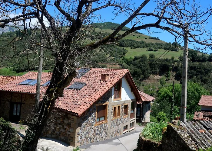 Chalet Casa Vacacional La Pedrera Baro (Cantabria)